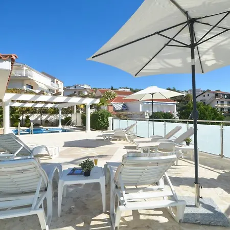 Villa Klaudia Trogir Zewnętrze zdjęcie