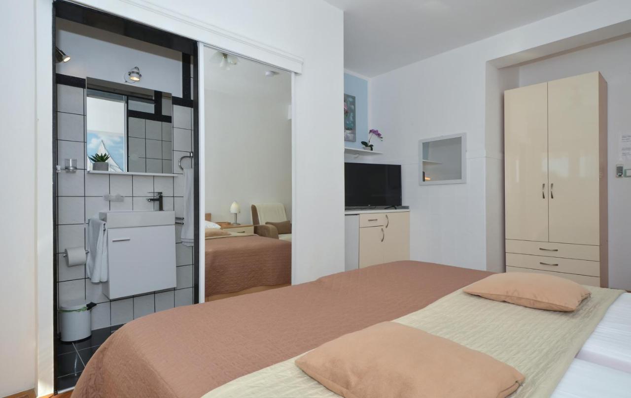 Apartment Klaudia Trogir