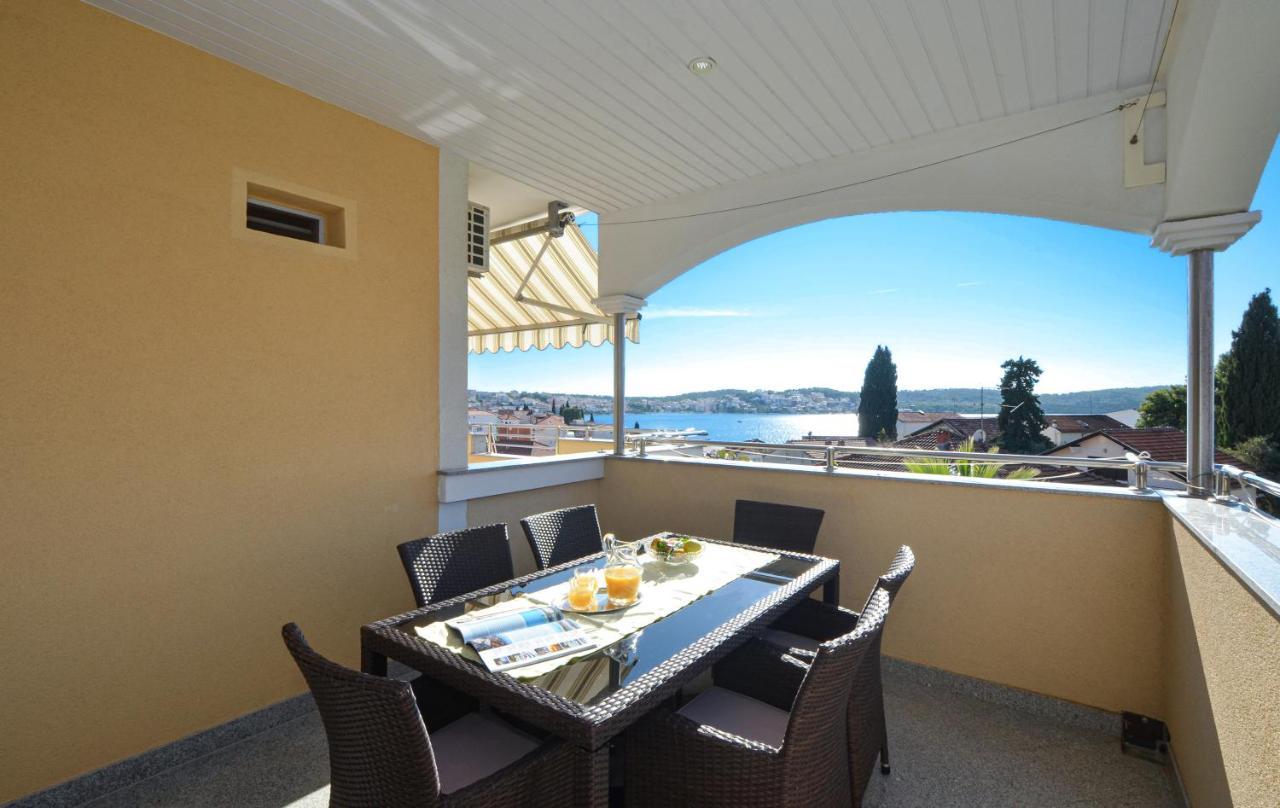 Apartment Klaudia Trogir